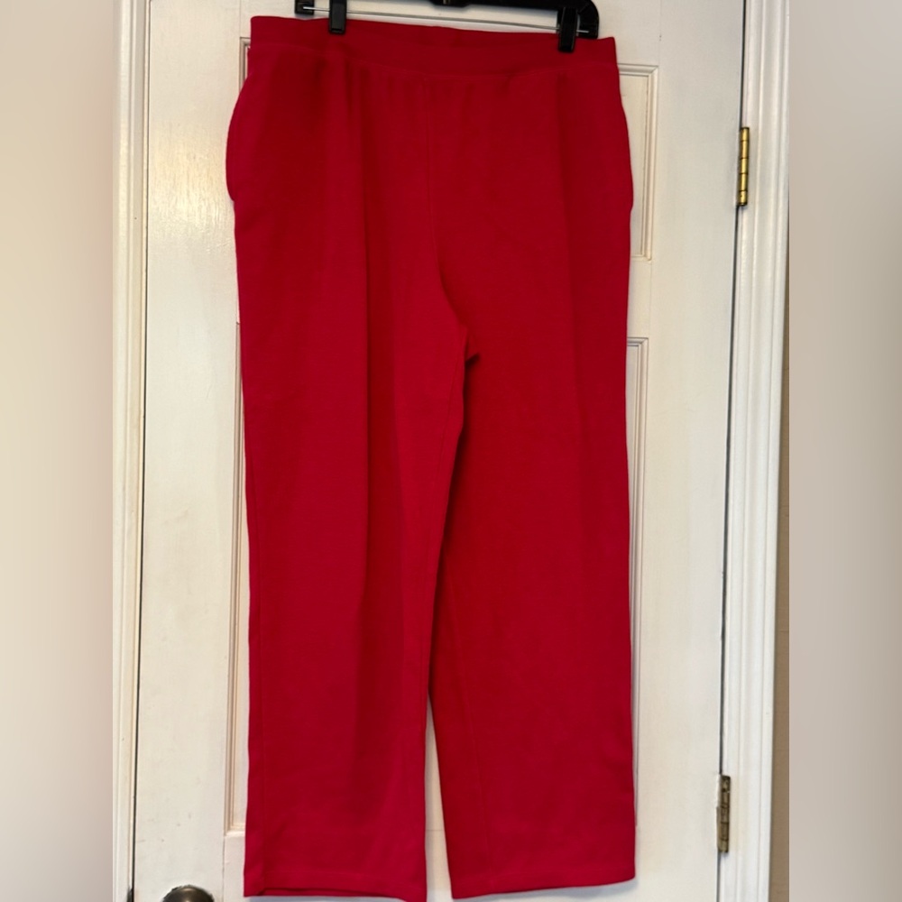 Liz & Me Red Straight Leg Pants